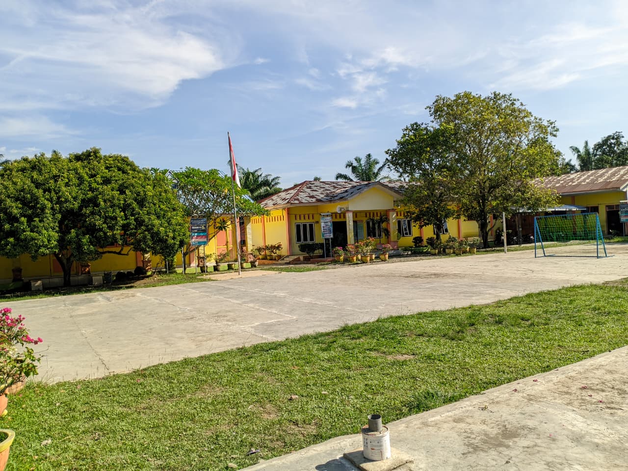 Lapangan Futsal SMP YAPEKSI